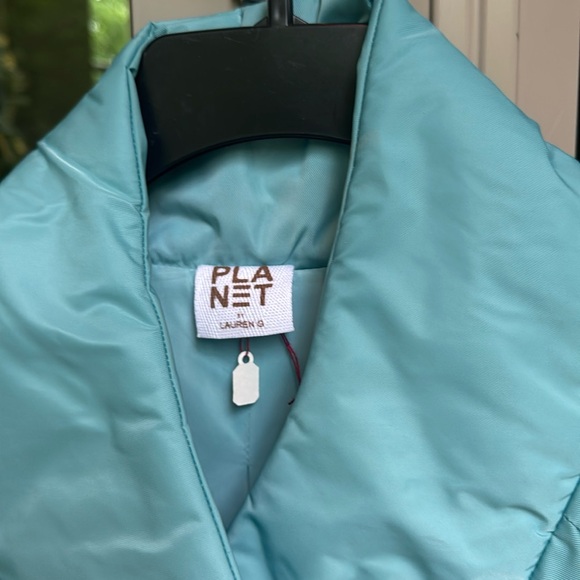 ⭐️ PLANET by Lauren G Chic Cape - Picture 4 of 7